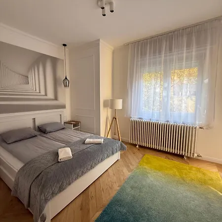 Szip Cathy Castle Appartamento *